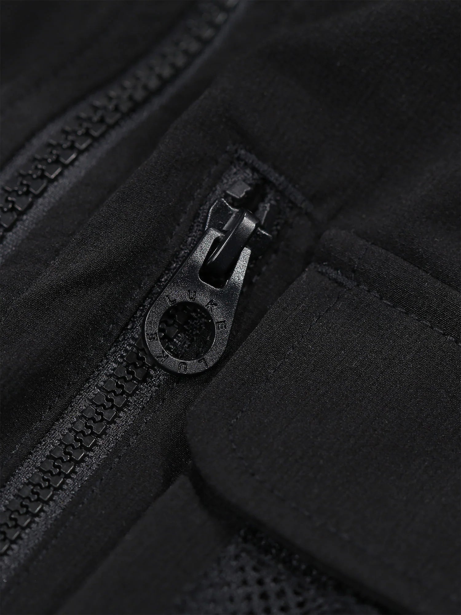 Luke Crater Funnel Jacket Black
