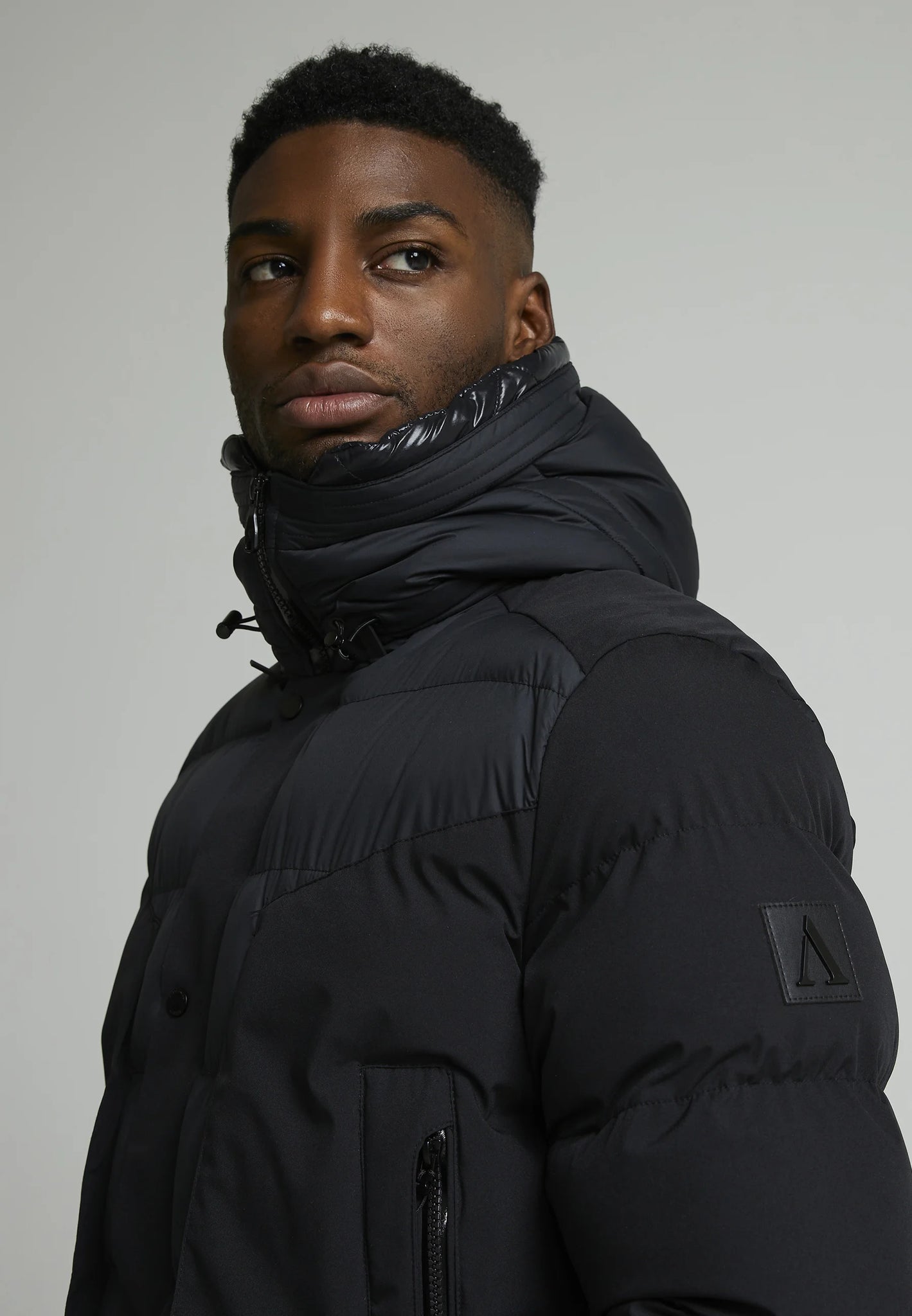 Alessandro Zavetti Conchiglia Puffer Jacket Black