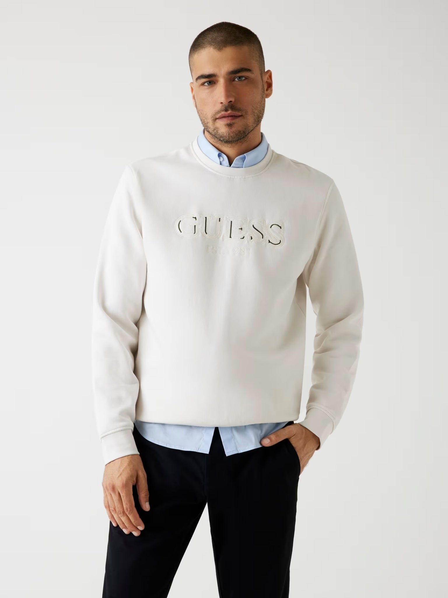 Guess Embroidered Logo Sweatshirt Cream