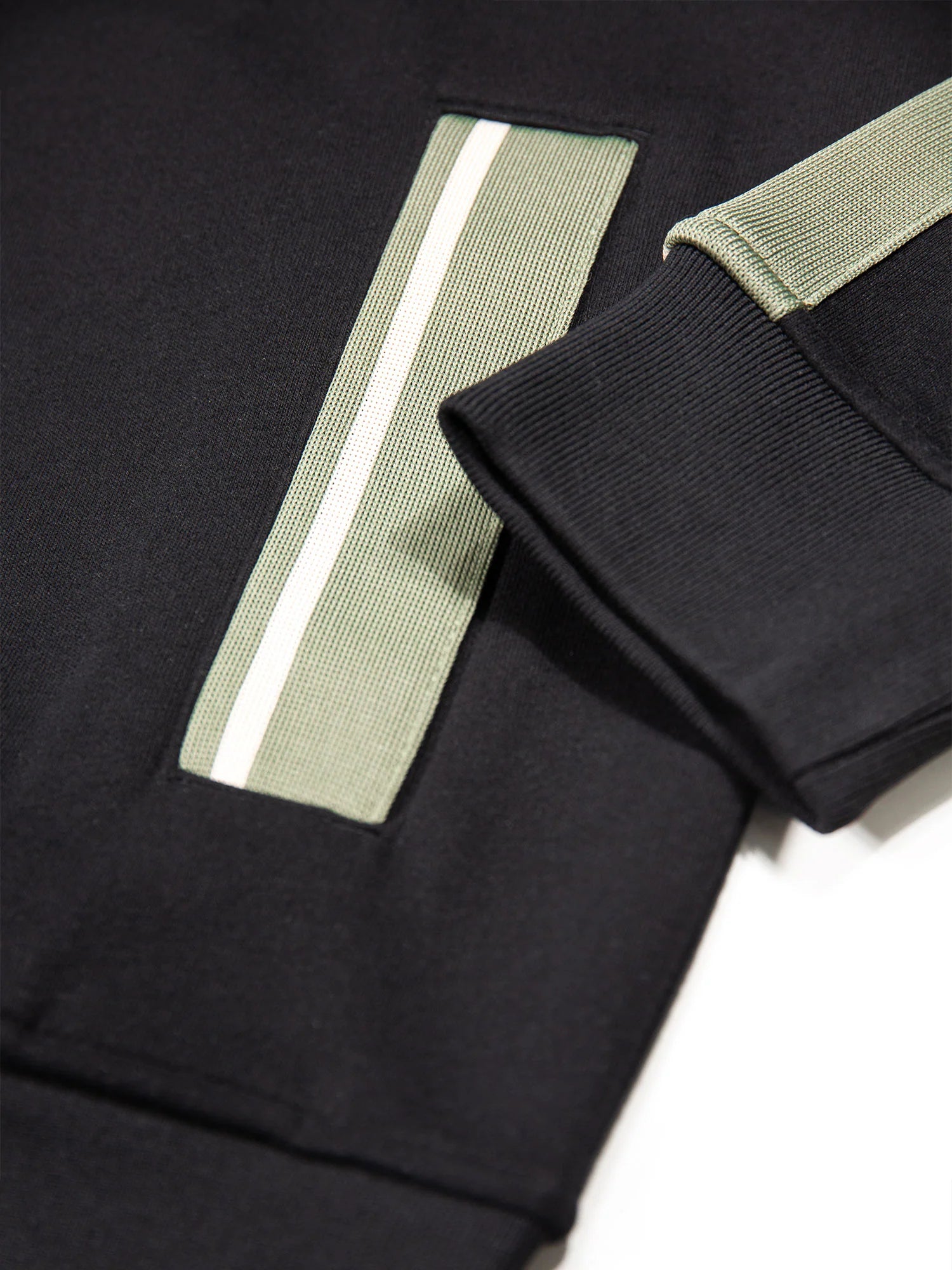 Luke Duke 1000 Zip Top Black Clover