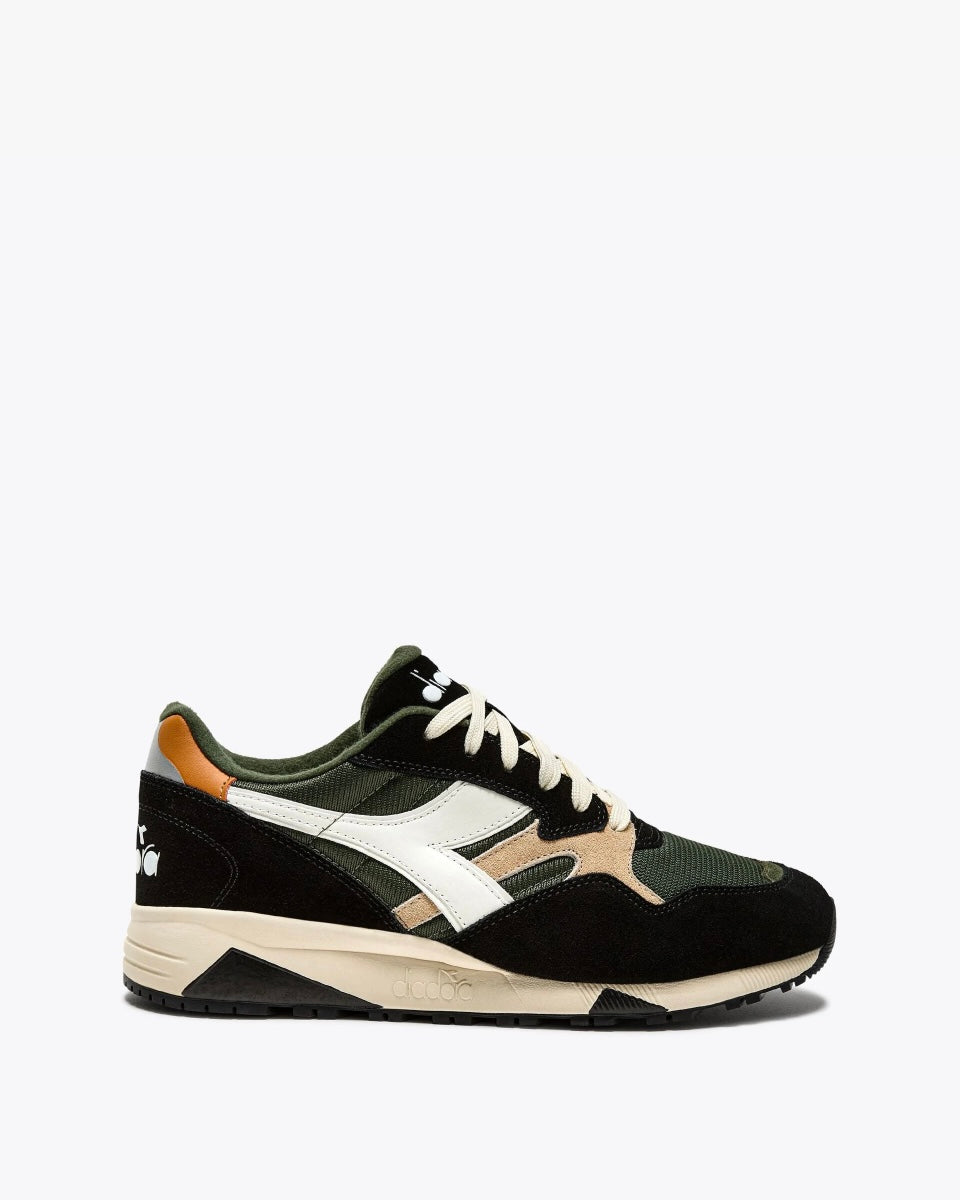 Diadora N902 Trainer Kombu Green/Black