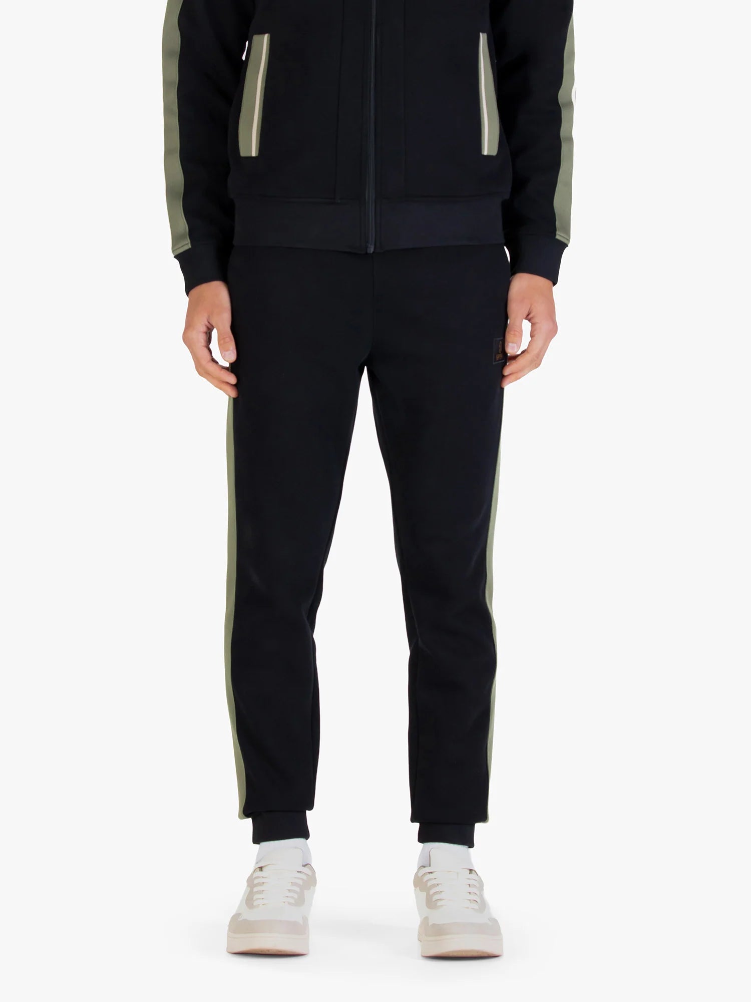 Luke Cornell 1000 Joggers Black Clover