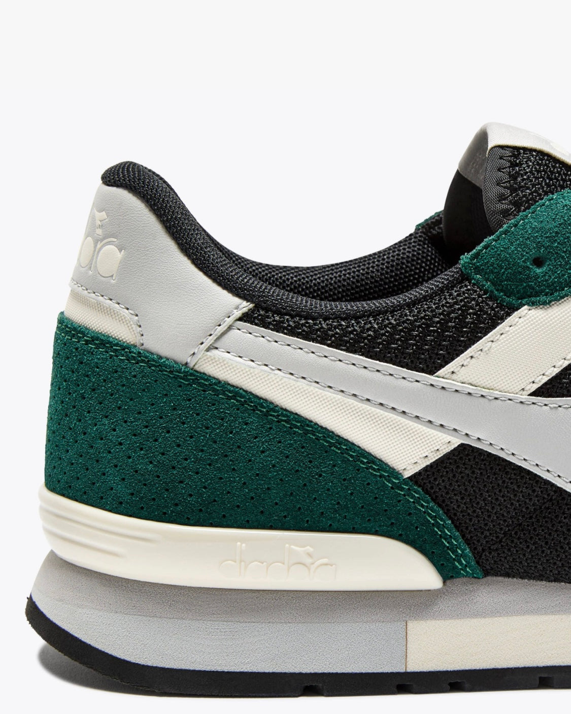 Diadora Camaro M2 Insignia Black/Rain Forest
